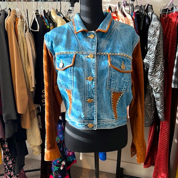 Cachè Denim Jacket - Picture 1 of 4